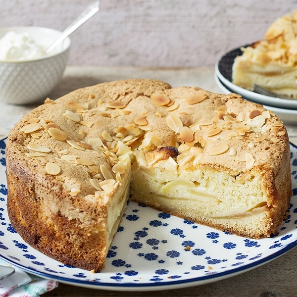 Deep Apple Cake